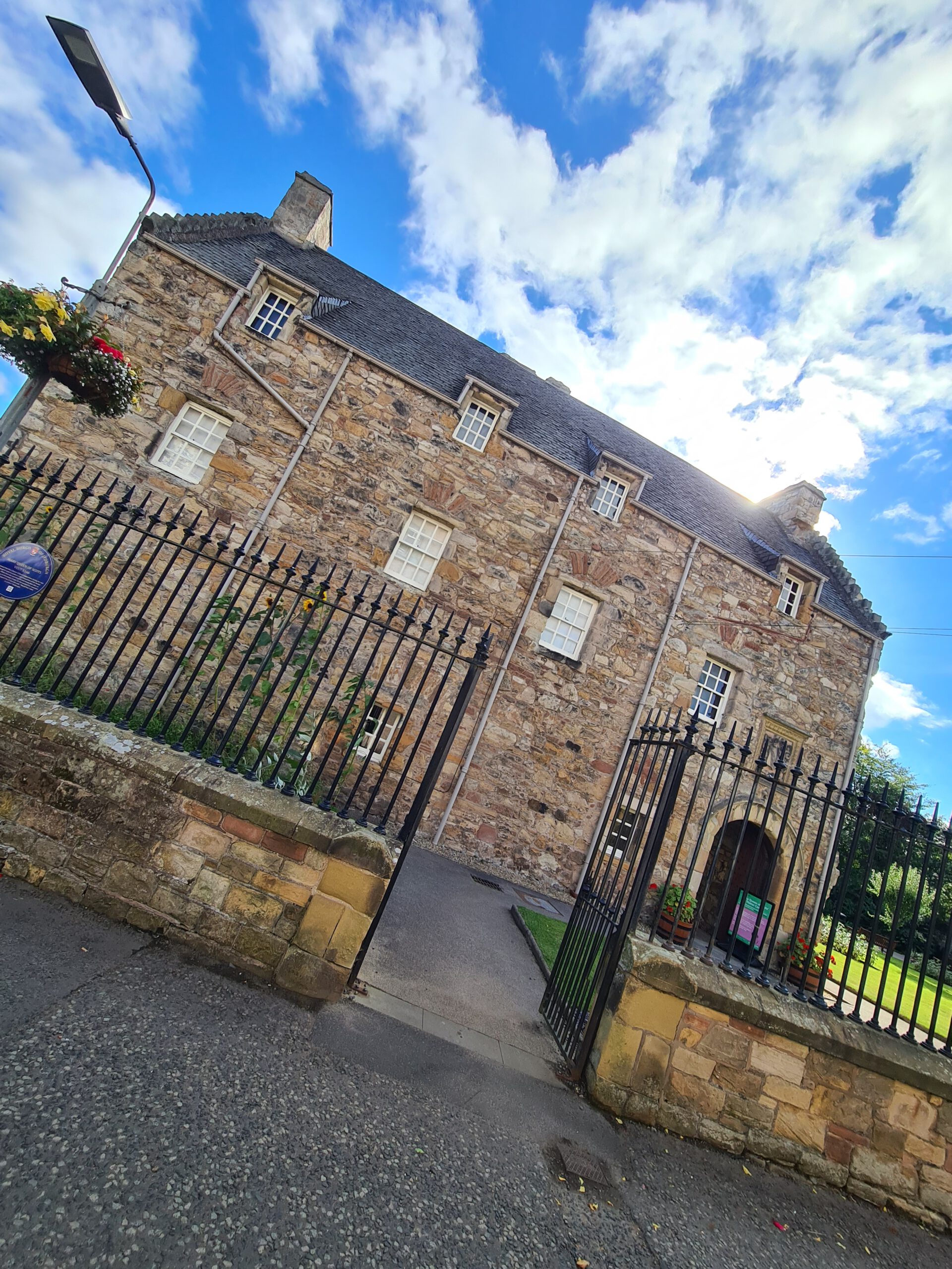 Mary Queen of Scots House, Jedburgh A scottish World